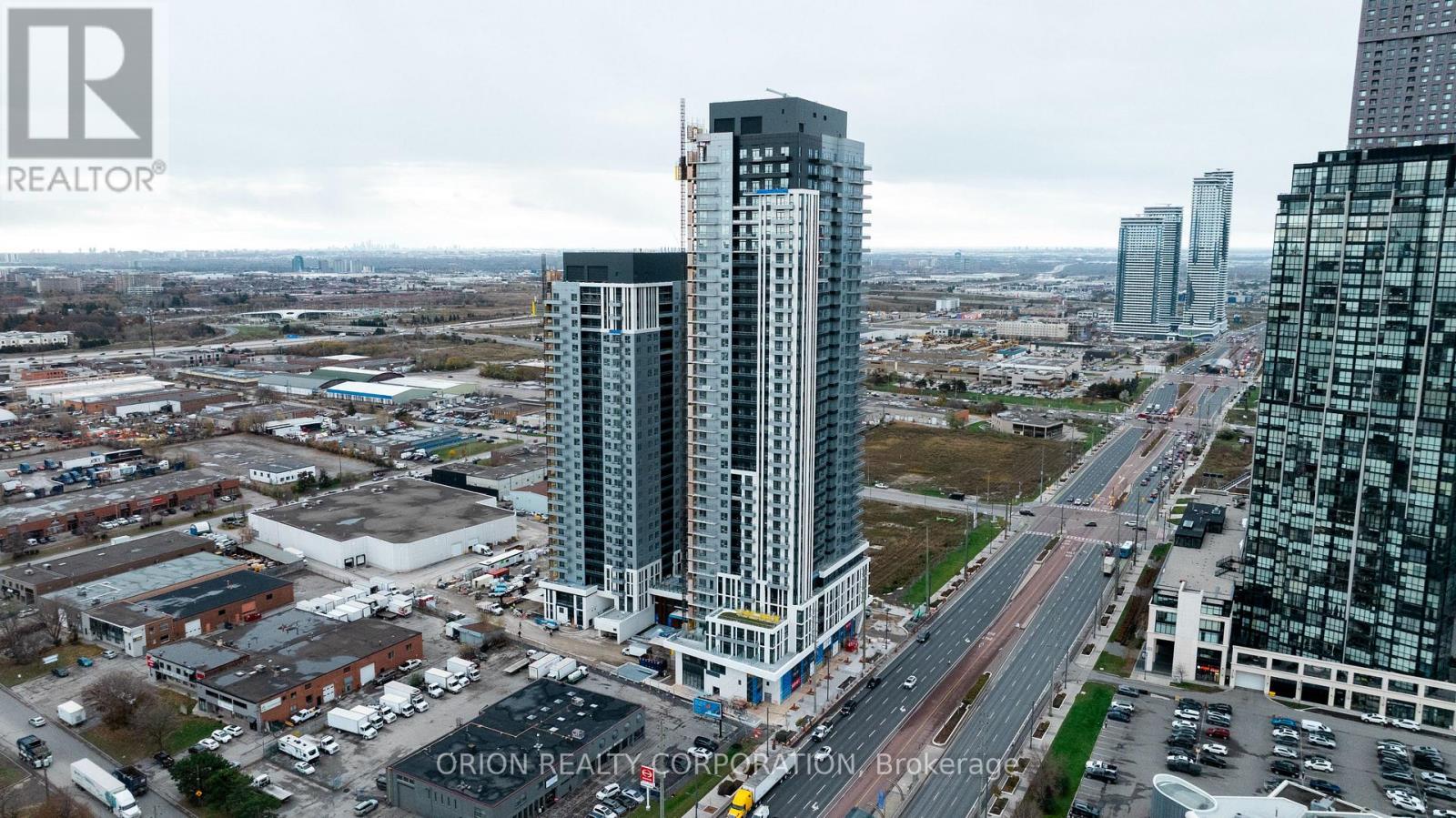 208 - 5 MEADOWDALE ROAD, Vaughan, Ontario
