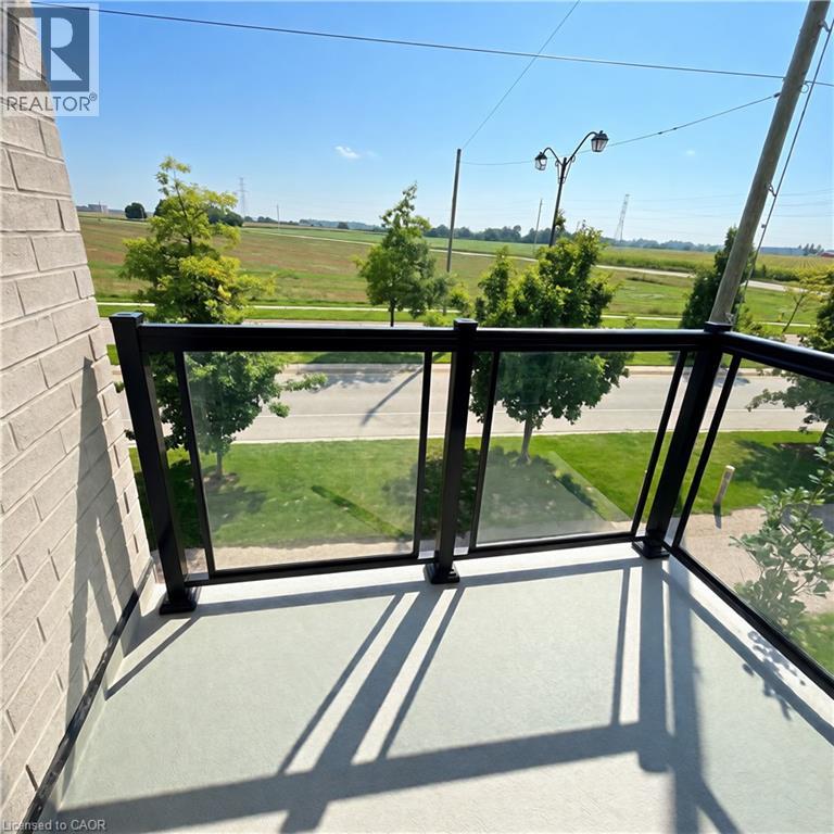 271 Grey Silo Road, Waterloo, Ontario  N2K 0E9 - Photo 15 - 40858440
