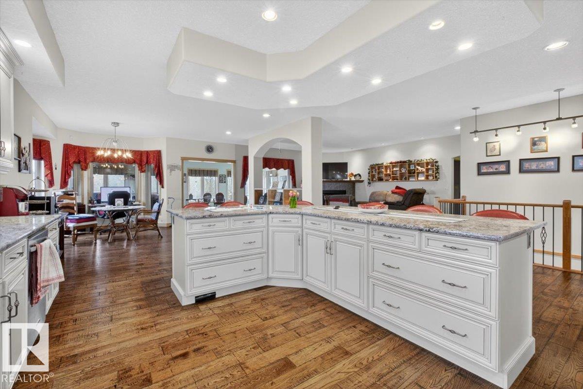 57 LONGVIEW DR