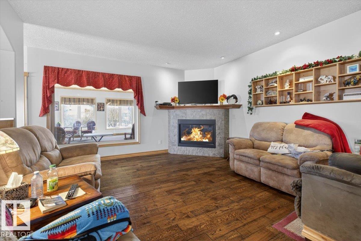 57 LONGVIEW DR