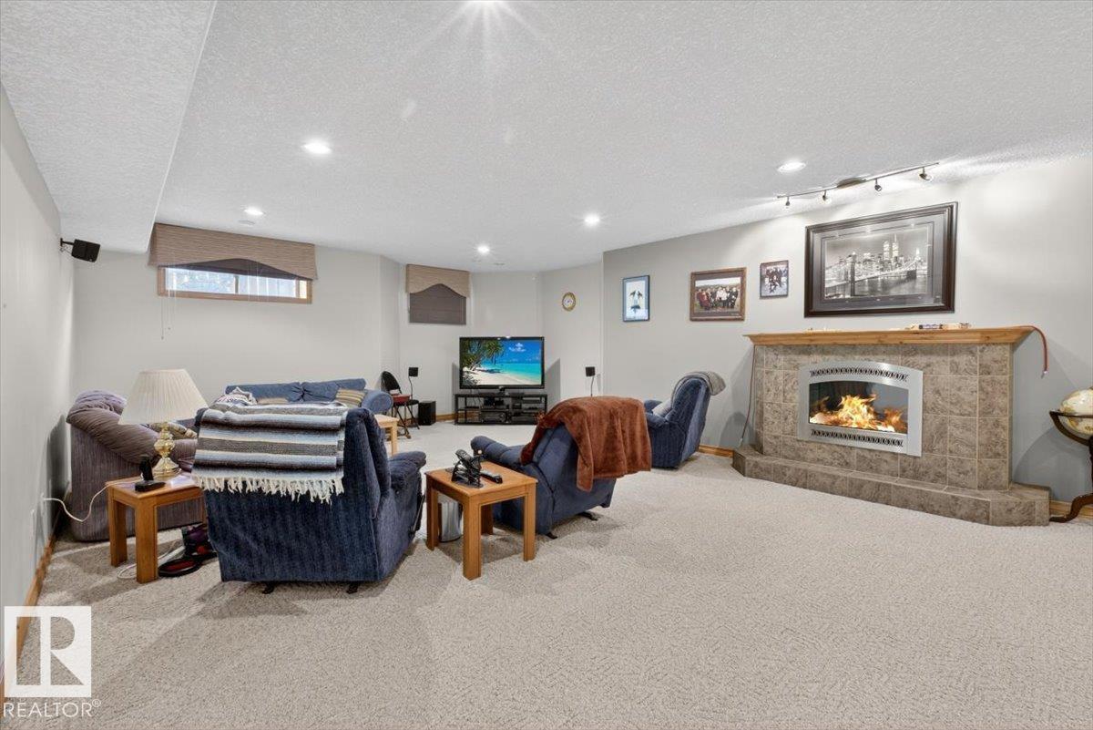 57 LONGVIEW DR