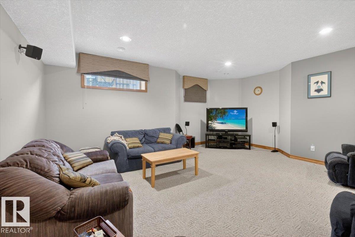 57 LONGVIEW DR