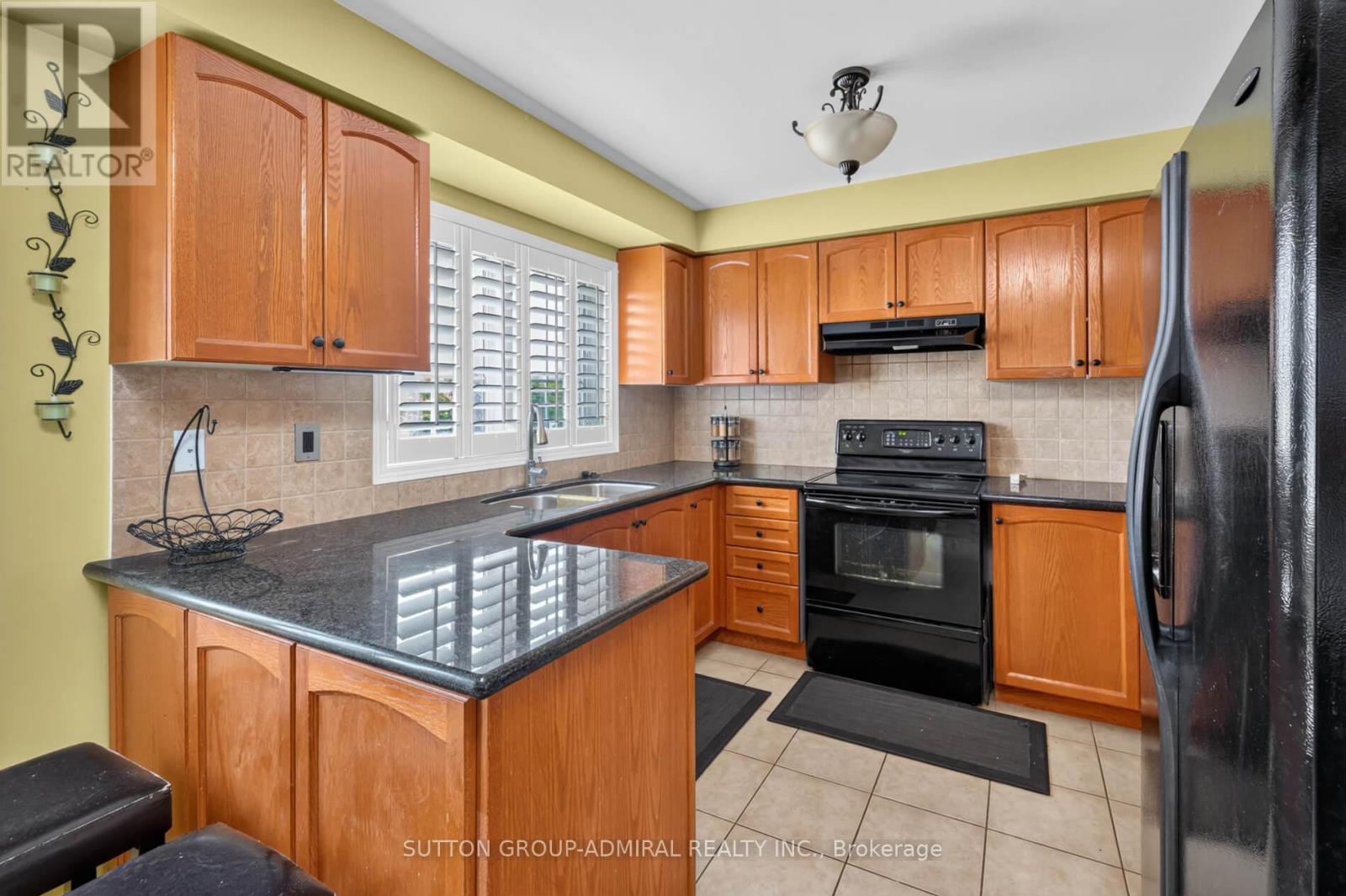10 - 520 Novo Star Drive, Mississauga, Ontario  L5W 1X7 - Photo 16 - W13736146