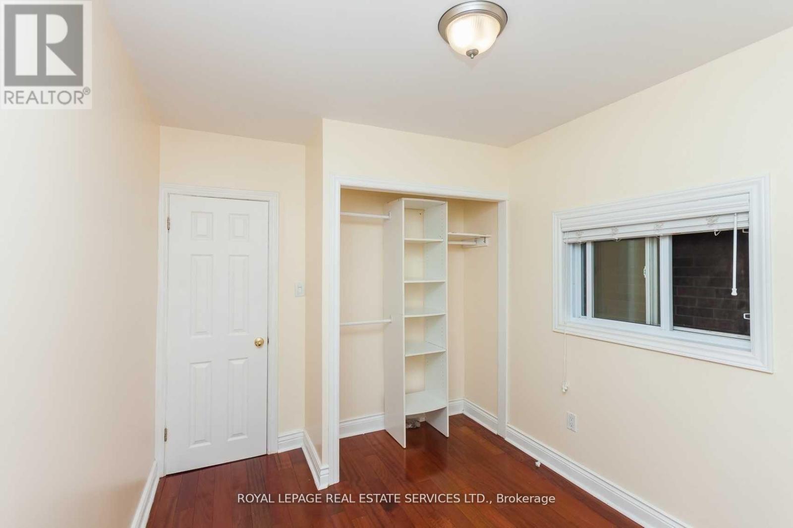 21 Belgravia Avenue, Toronto, Ontario  M6E 2M4 - Photo 22 - W13736160