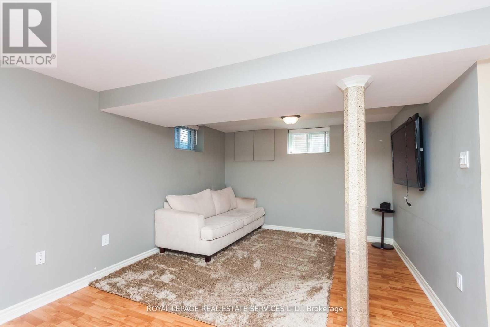 21 Belgravia Avenue, Toronto, Ontario  M6E 2M4 - Photo 34 - W13736160