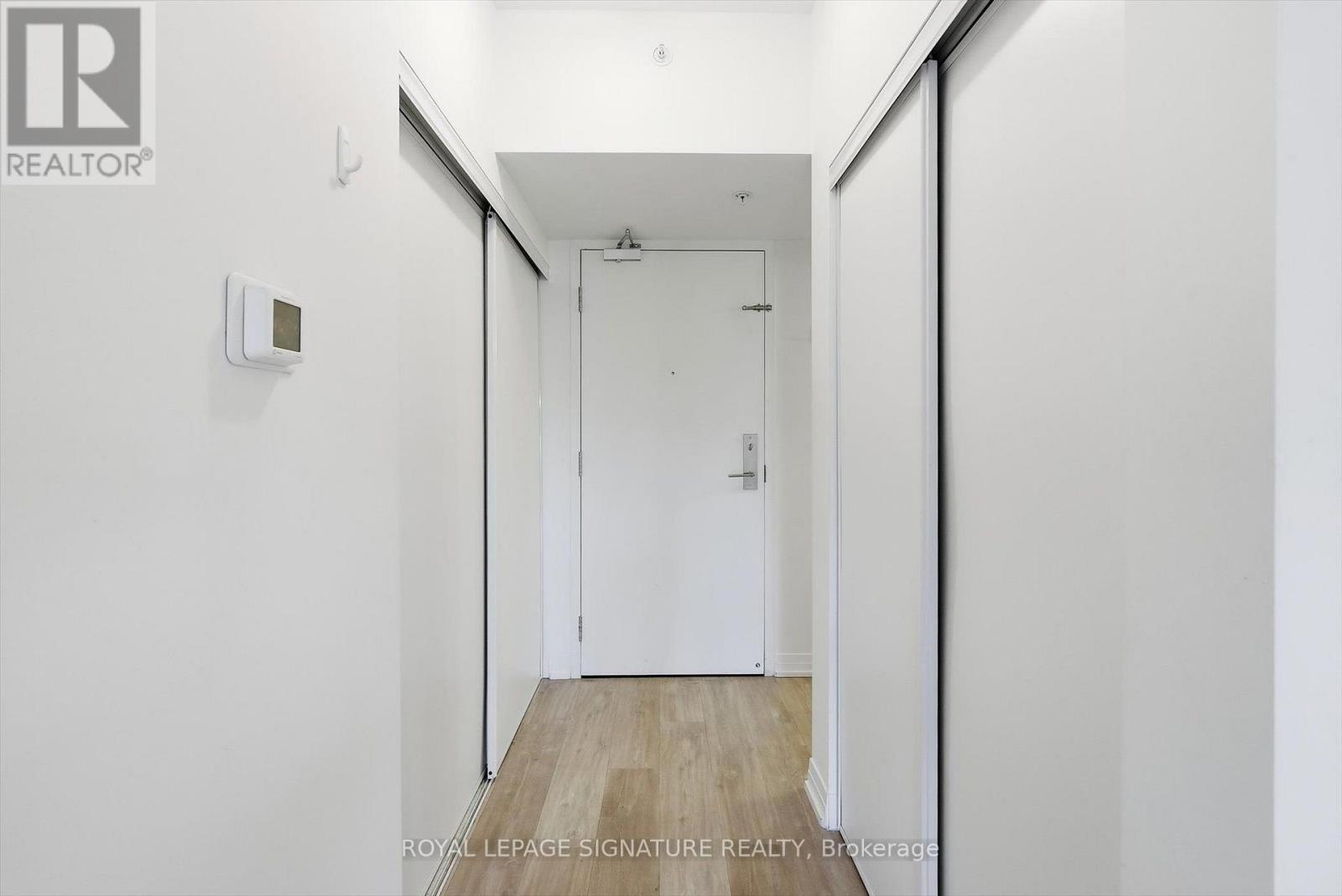 205 - 408 Browns Line, Toronto, Ontario  M8W 0C3 - Photo 3 - W13736260