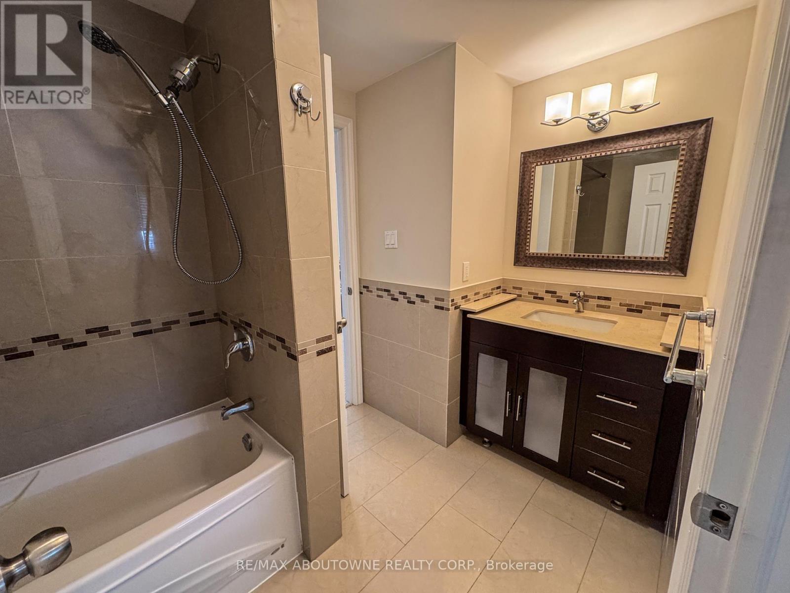 138 - 2440 Bromsgrove Road E, Mississauga, Ontario  L5J 4J7 - Photo 17 - W13736266