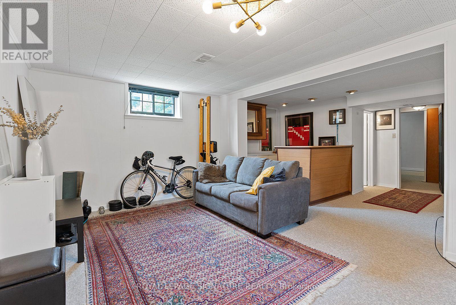76 Foch Avenue, Toronto, Ontario  M8W 3X4 - Photo 35 - W13736280