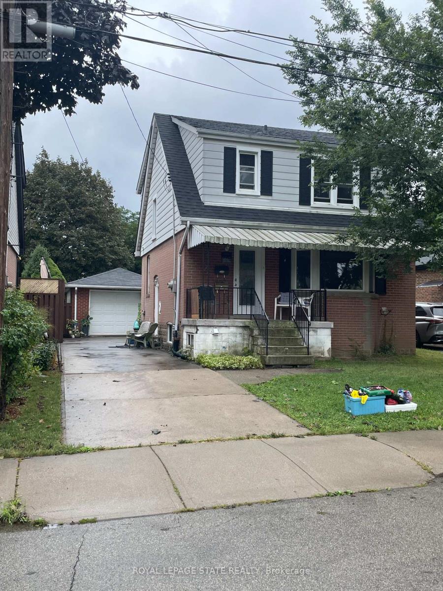 UPPER - 225 EAST 14TH STREET, Hamilton, Ontario