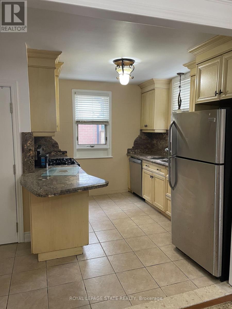 Upper - 225 East 14th Street, Hamilton, Ontario  L9A 4B7 - Photo 8 - X13736116