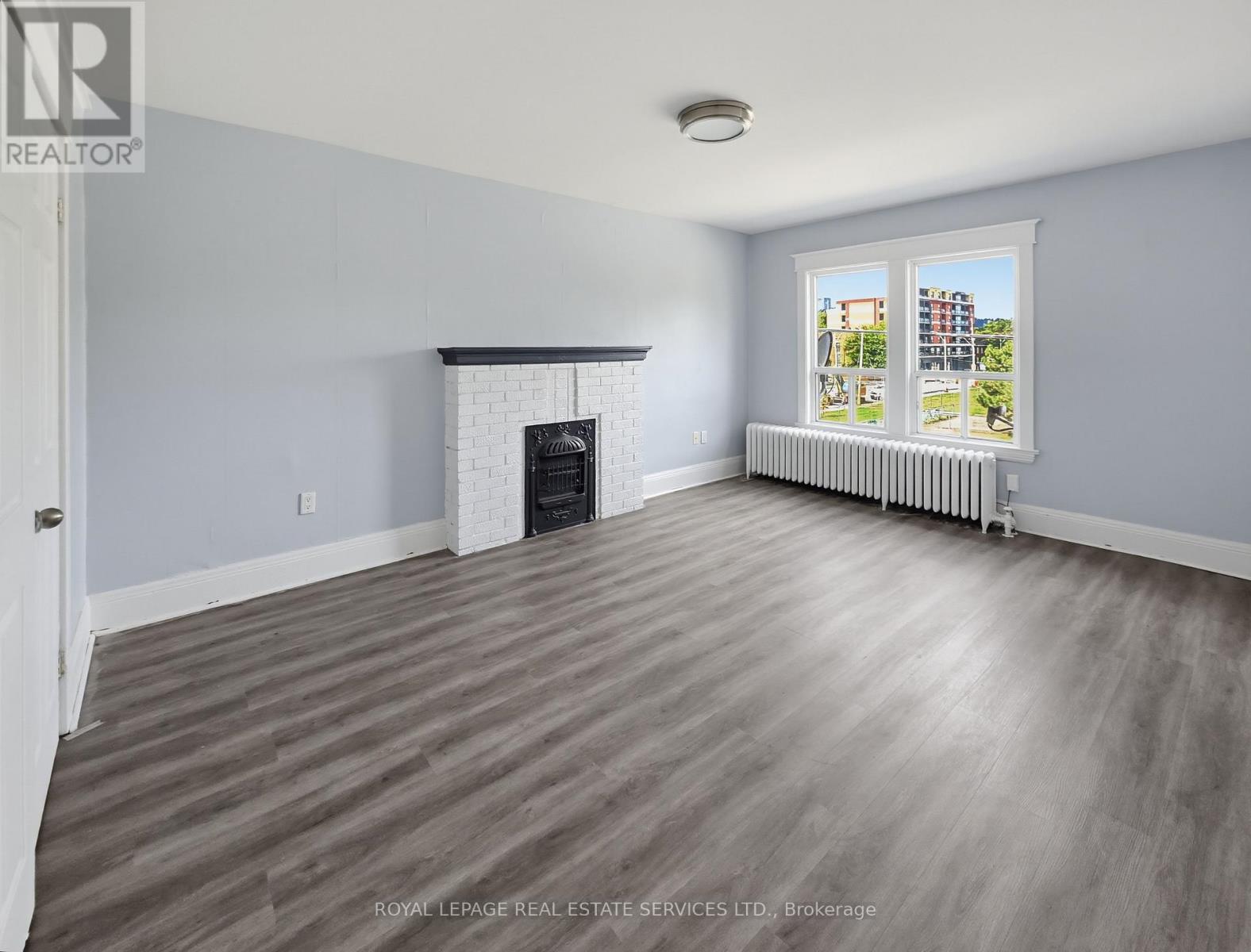 8 - 8 Ottawa Street N, Hamilton, Ontario  L8H 3Y7 - Photo 2 - X13736188
