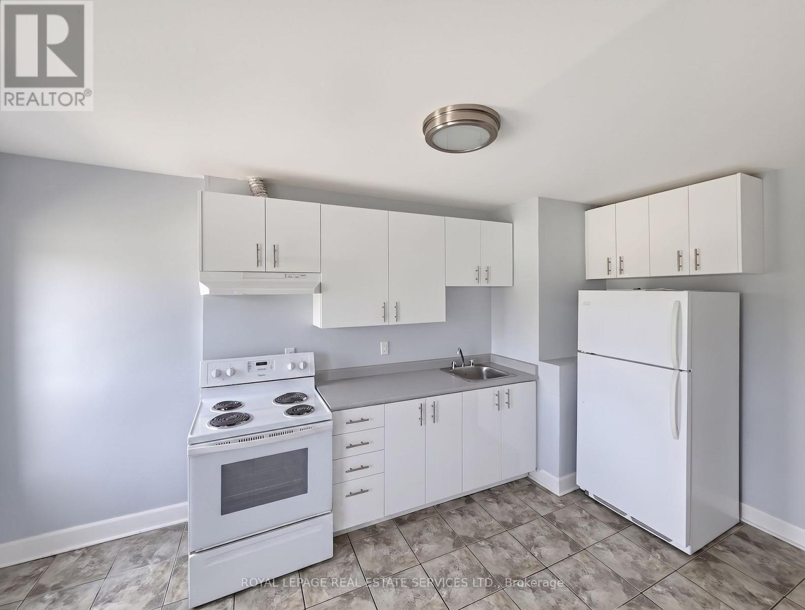 8 - 8 Ottawa Street N, Hamilton, Ontario  L8H 3Y7 - Photo 4 - X13736188