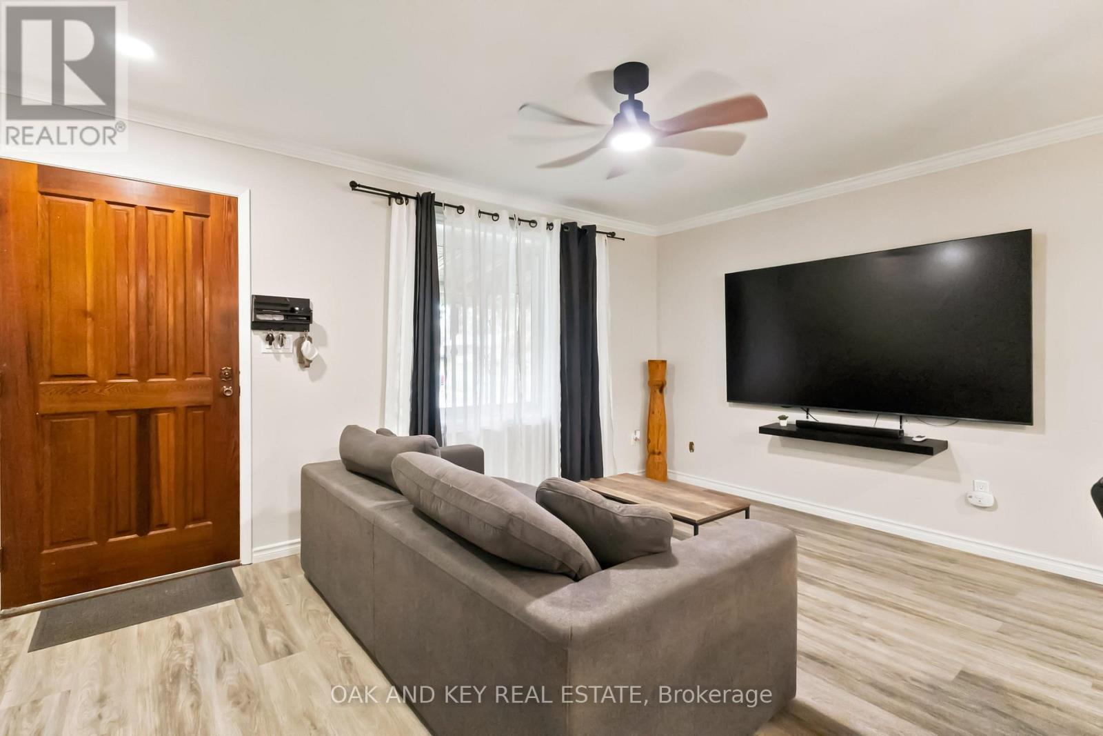 1 Vanier Place, St. Thomas, Ontario  N5R 5L2 - Photo 3 - X13736324