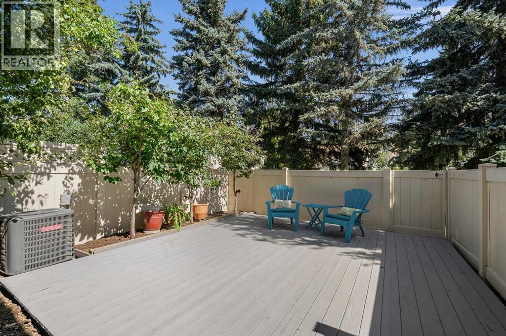 208 Queenston Heights Se, Calgary, Alberta  T2J 6L1 - Photo 29 - A2340581