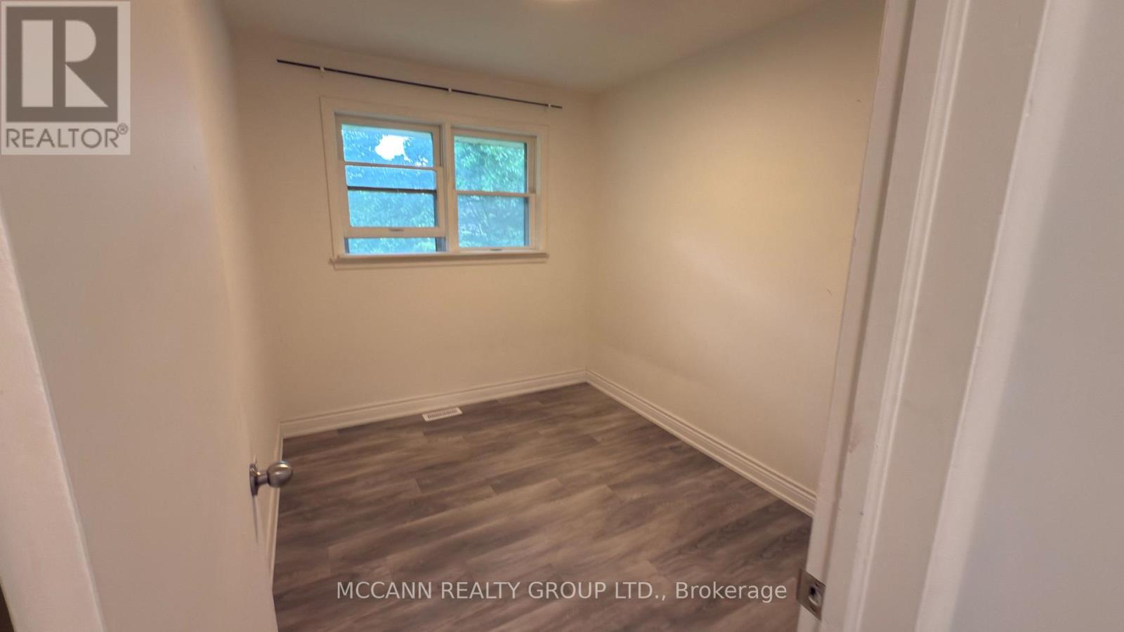 A - 562 Mulock Court, Newmarket, Ontario  L3Y 5H2 - Photo 12 - N13731404
