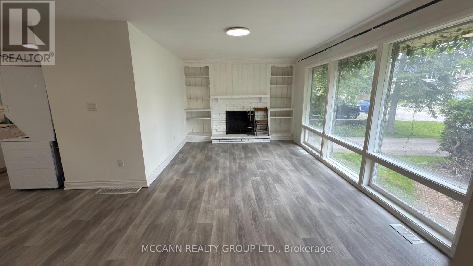 A - 562 Mulock Court, Newmarket, Ontario  L3Y 5H2 - Photo 7 - N13731404