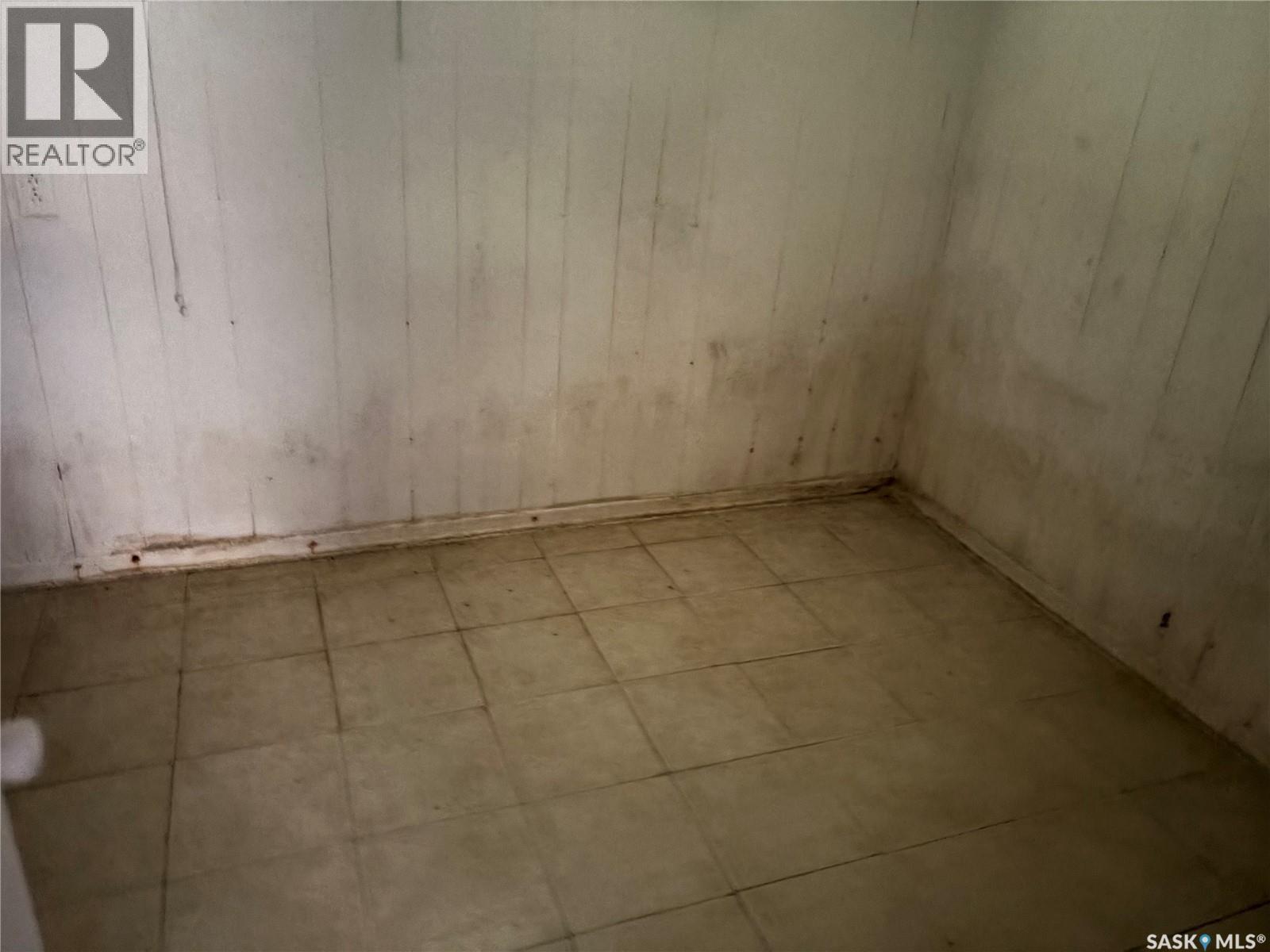 109 1st Avenue N, Young, Saskatchewan  S0K 4Y0 - Photo 15 - SK047223