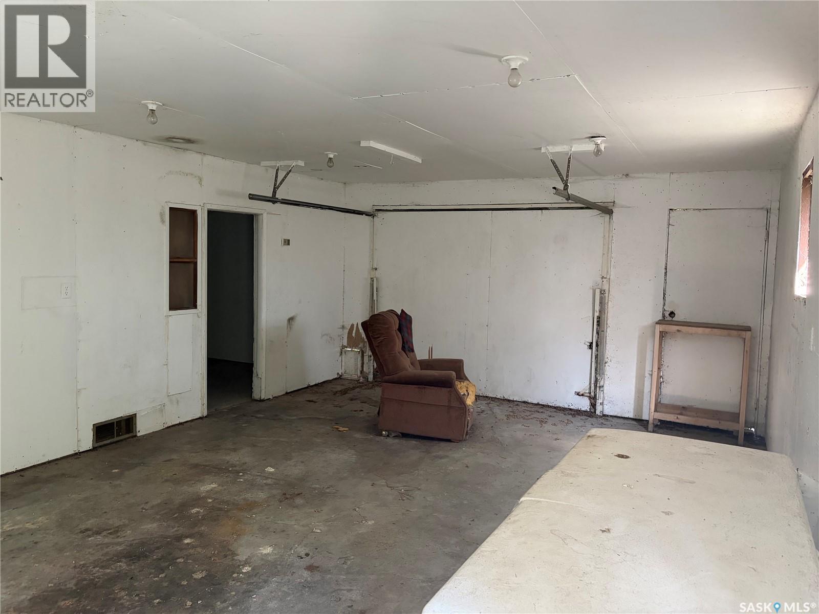 109 1st Avenue N, Young, Saskatchewan  S0K 4Y0 - Photo 20 - SK047223