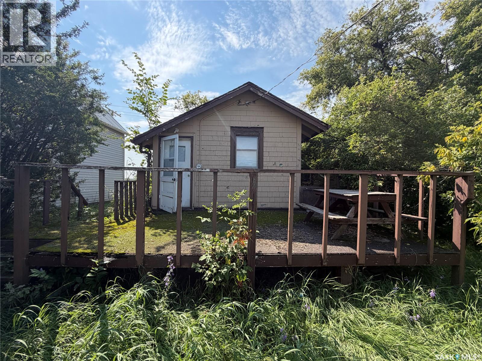 109 1st Avenue N, Young, Saskatchewan  S0K 4Y0 - Photo 4 - SK047223