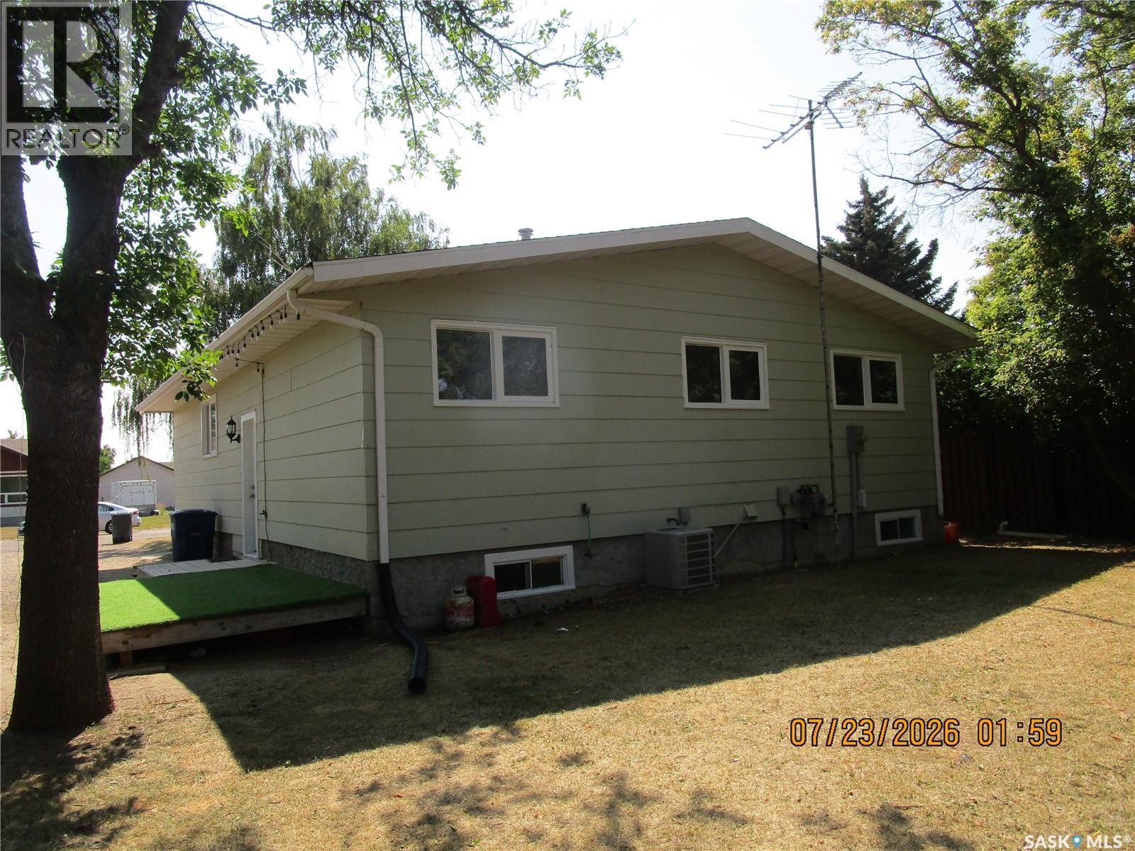 226 Westview Drive, Coronach, Saskatchewan  S0H 0Z0 - Photo 29 - SK047107