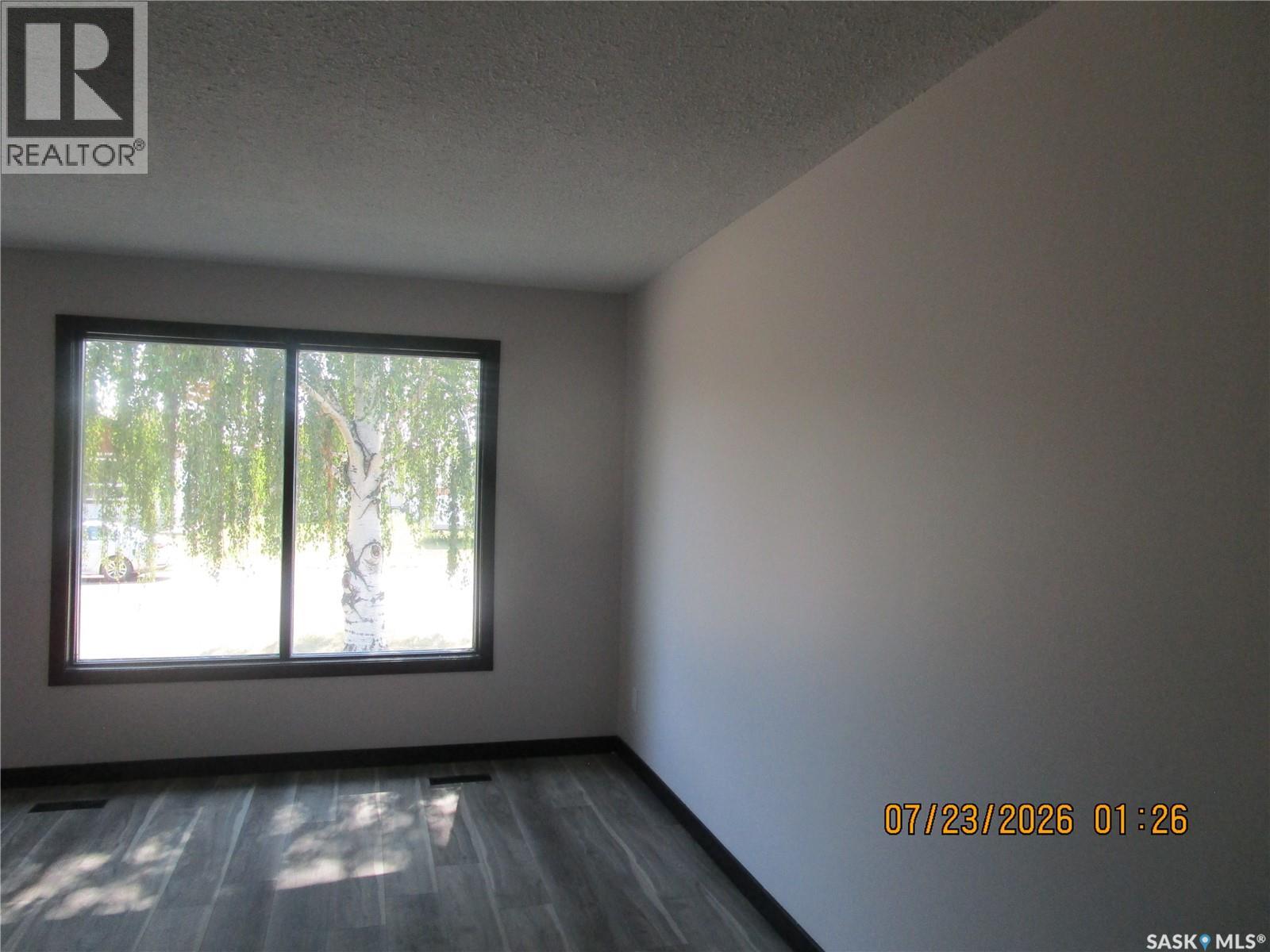226 Westview Drive, Coronach, Saskatchewan  S0H 0Z0 - Photo 7 - SK047107