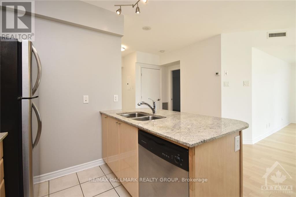1101 - 445 Laurier Avenue W, Ottawa, Ontario  K1R 0A2 - Photo 11 - X13736364