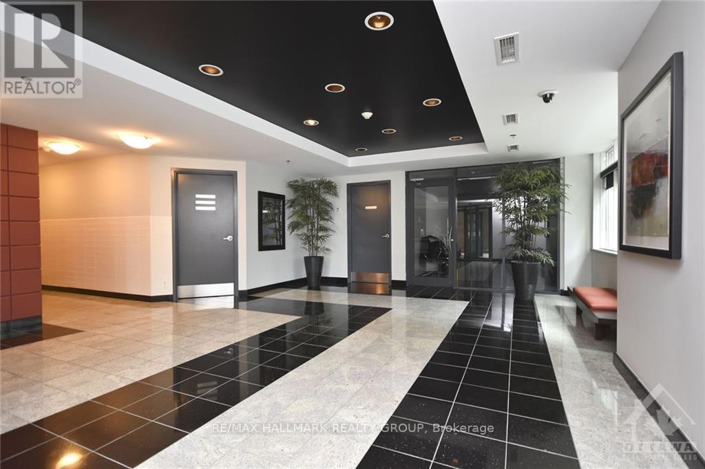 1101 - 445 Laurier Avenue W, Ottawa, Ontario  K1R 0A2 - Photo 3 - X13736364