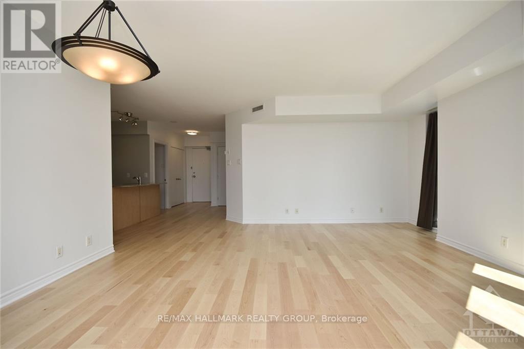 1101 - 445 Laurier Avenue W, Ottawa, Ontario  K1R 0A2 - Photo 6 - X13736364