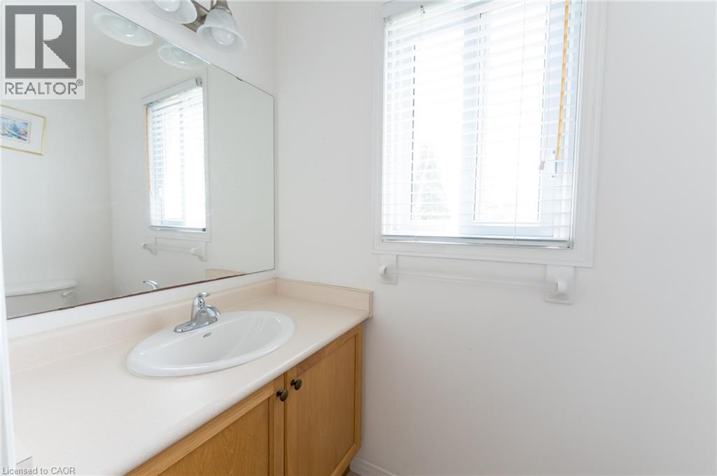 211 Sleaford Street, Waterloo, Ontario  N2J 4Z8 - Photo 5 - 40859995