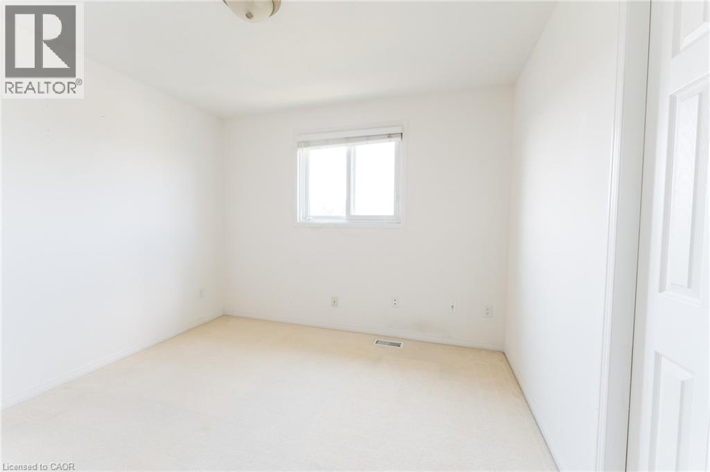 211 Sleaford Street, Waterloo, Ontario  N2J 4Z8 - Photo 19 - 40859995