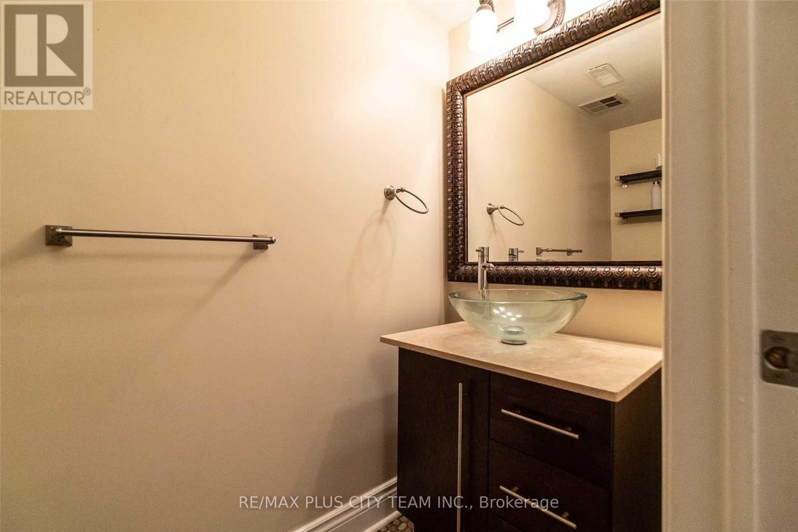 Th 8c - 801 King Street W, Toronto, Ontario  M5V 3C9 - Photo 11 - C13736362