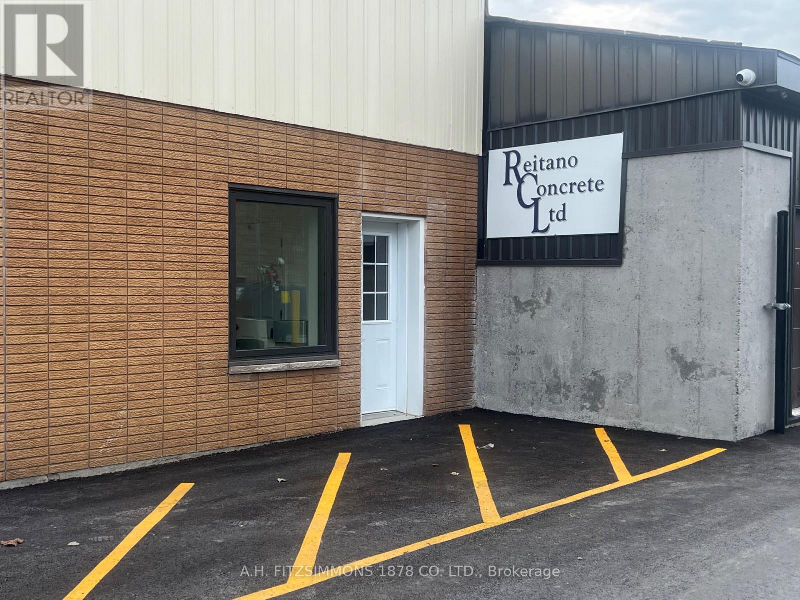 2773 Fenton Road, Ottawa, Ontario  K1T 3T8 - Photo 3 - X12906228