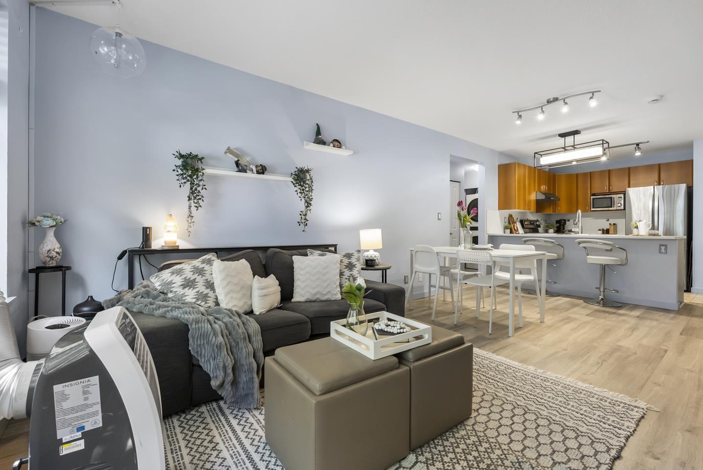 212 14885 105 Avenue, Surrey, British Columbia  V3R 2V6 - Photo 4 - R3160713