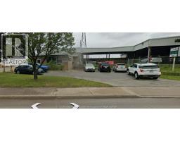 986 TECUMSEH ROAD West, Windsor, Ontario