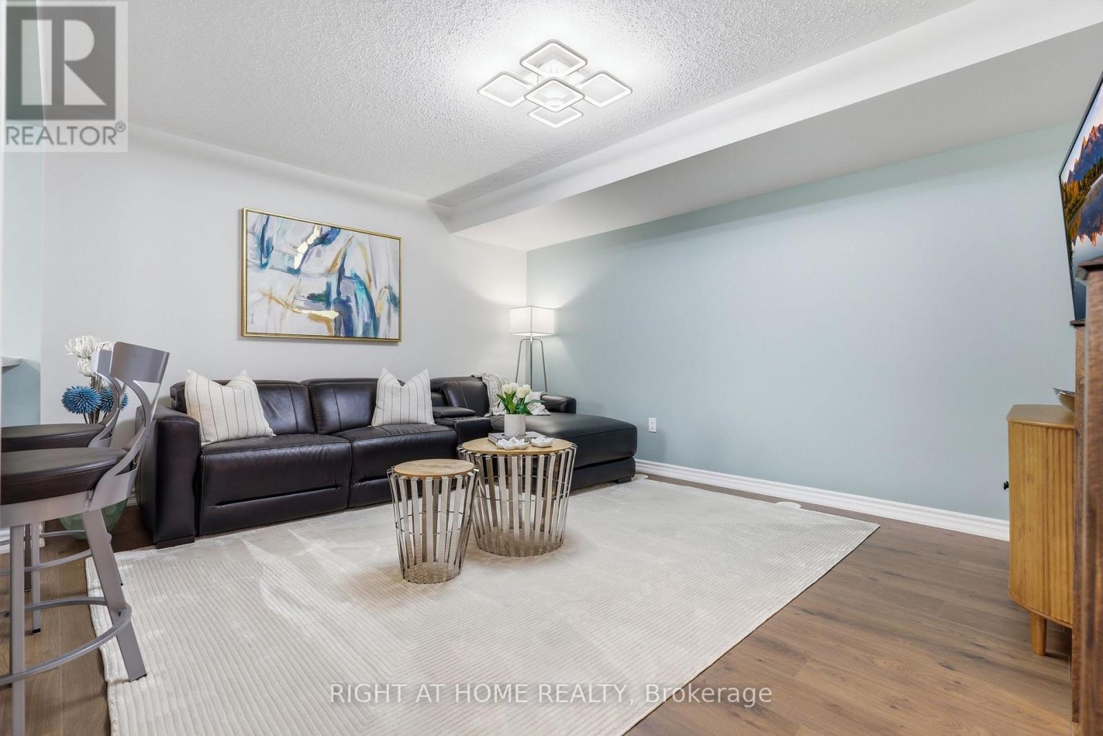 283 Ellen Davidson Drive, Oakville, Ontario  L6M 0V6 - Photo 15 - W13736426