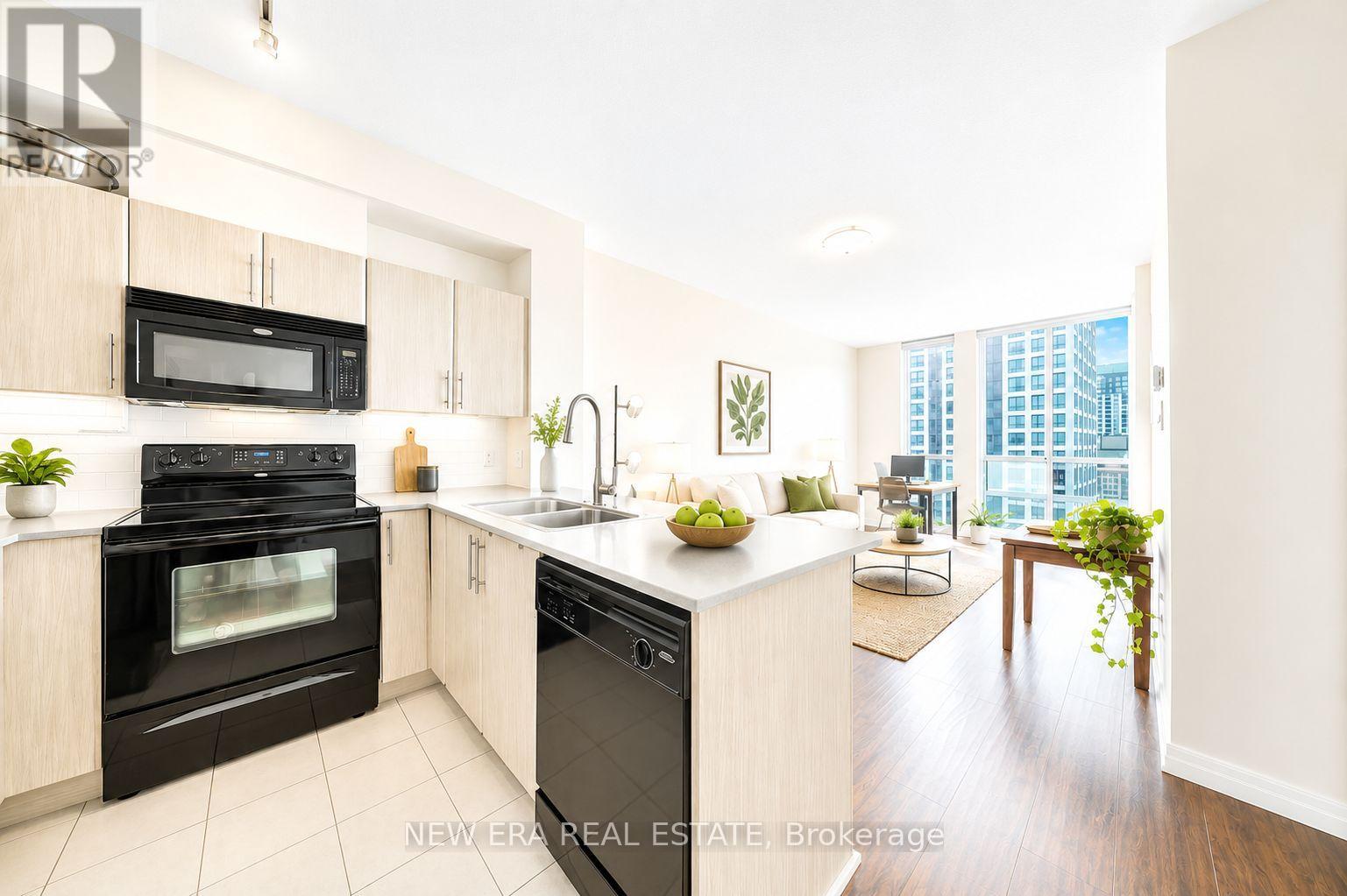 2810 - 3515 Kariya Drive, Mississauga, Ontario L5B 0C1 - Photo 5 - W13719300