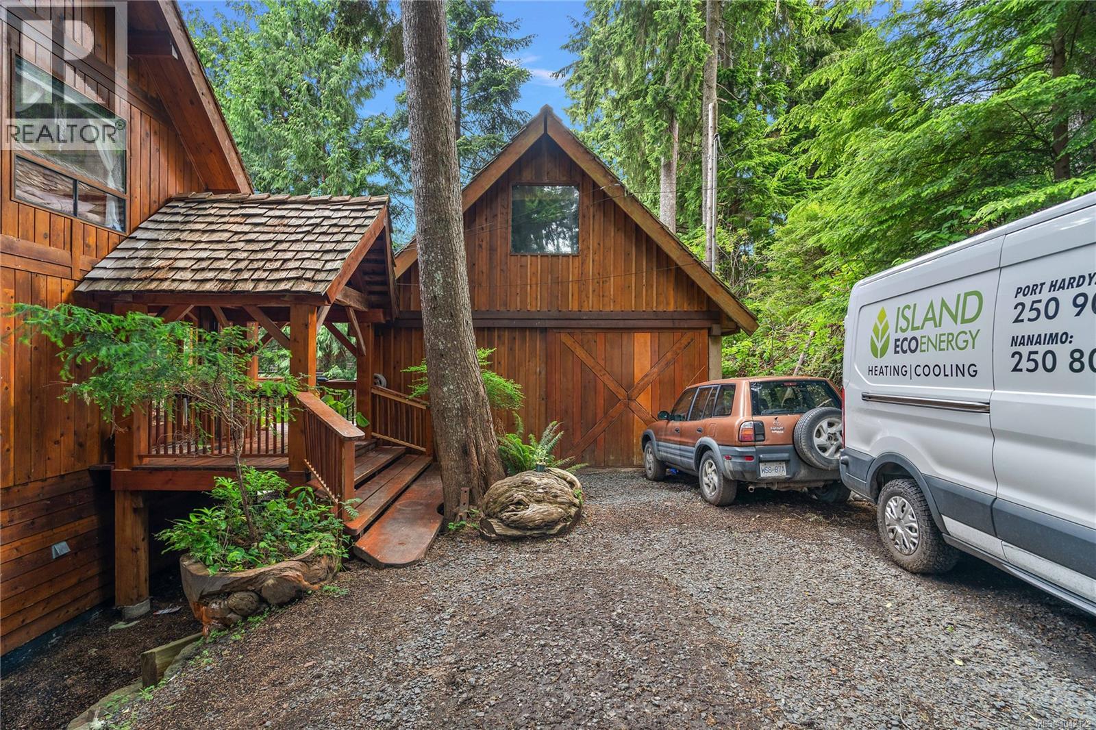 8595 Glenview Rd, Port Hardy, British Columbia V0N 2P0 - Photo 29 - 1042122