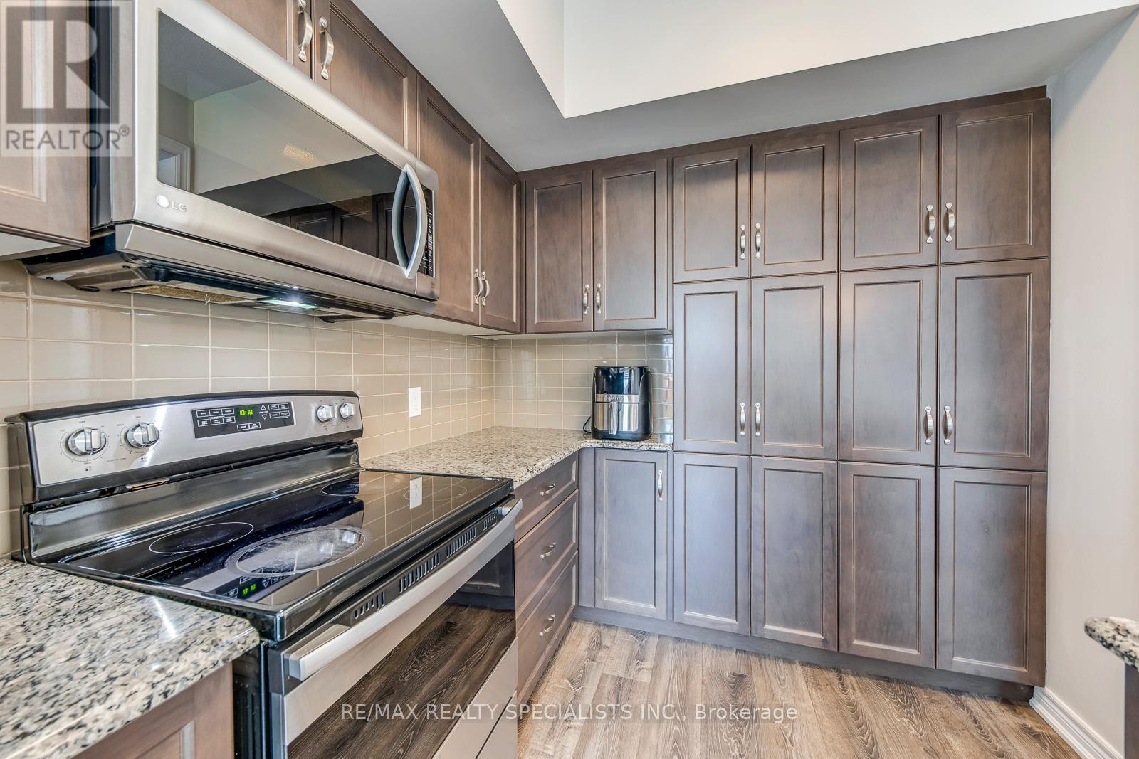 35 Pelican Lane, Hamilton, Ontario  L8K 0A4 - Photo 16 - X13736410