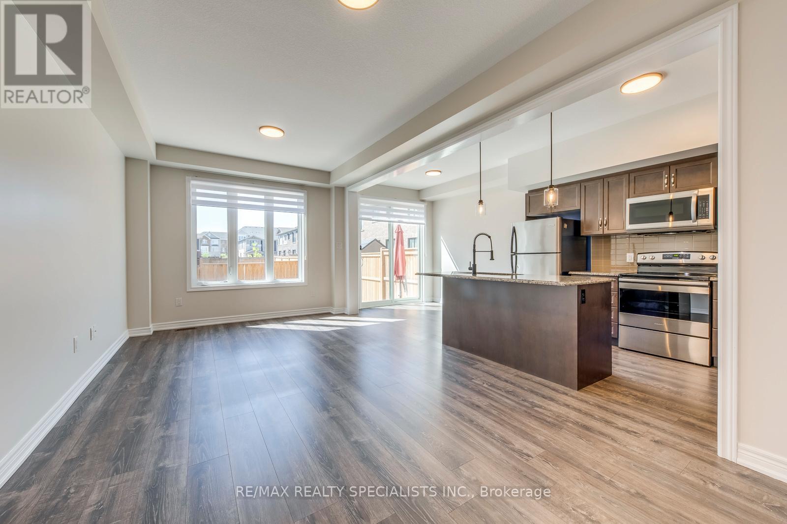 35 Pelican Lane, Hamilton, Ontario  L8K 0A4 - Photo 7 - X13736410