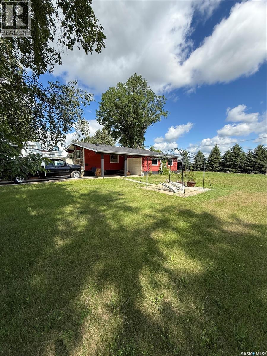 358 First Street Nw, Preeceville, Saskatchewan  S0A 3B0 - Photo 3 - SK047304