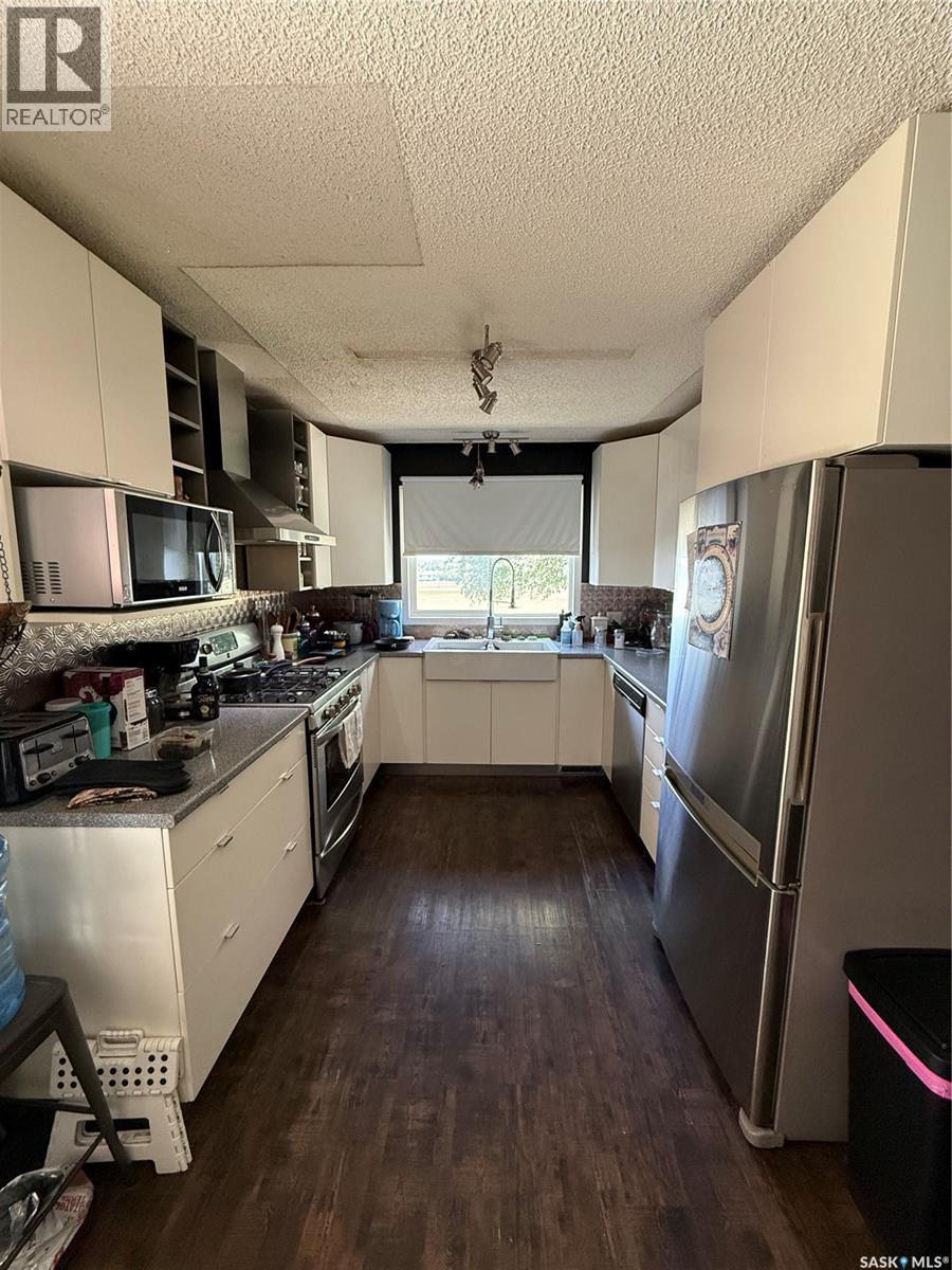 358 First Street Nw, Preeceville, Saskatchewan  S0A 3B0 - Photo 8 - SK047304