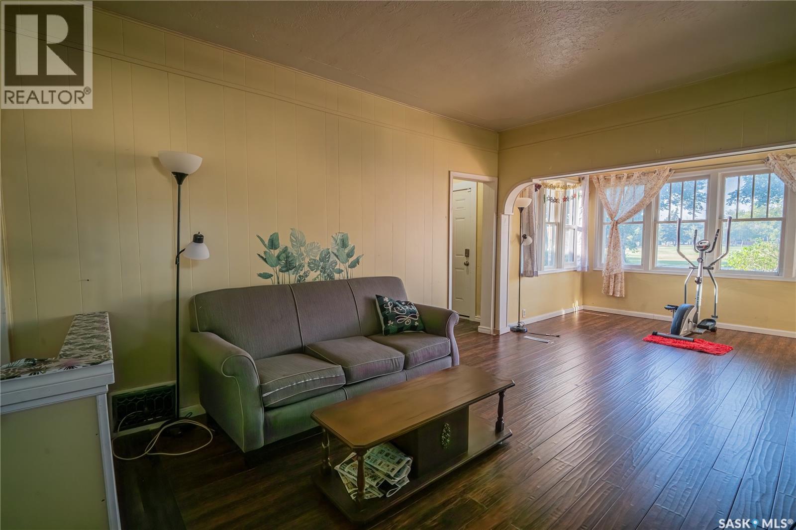 3303 Dewdney Avenue, Regina, Saskatchewan  S4T 0Y9 - Photo 5 - SK047294
