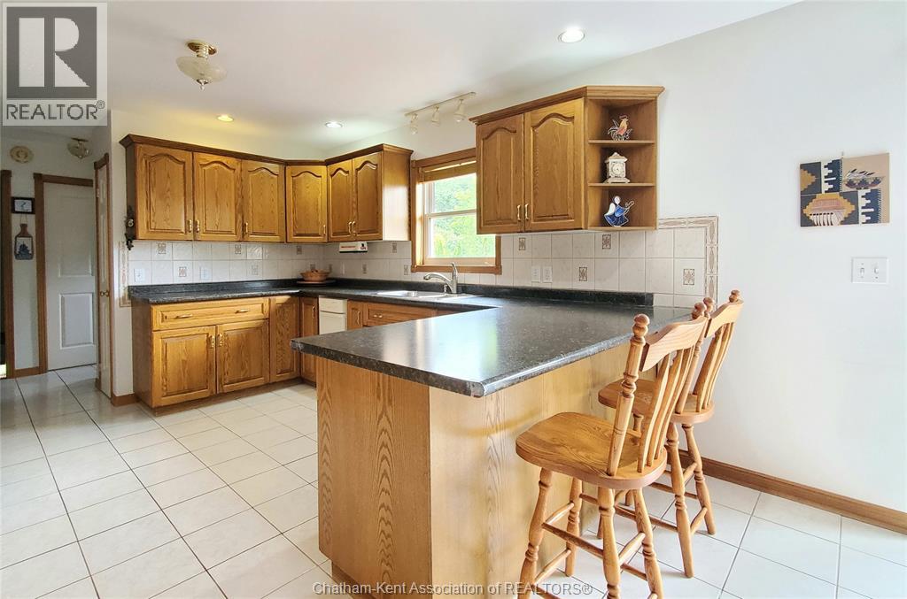 8560 Talbot Trail, Cedar Springs, Ontario  N0P 1E0 - Photo 14 - 26021106