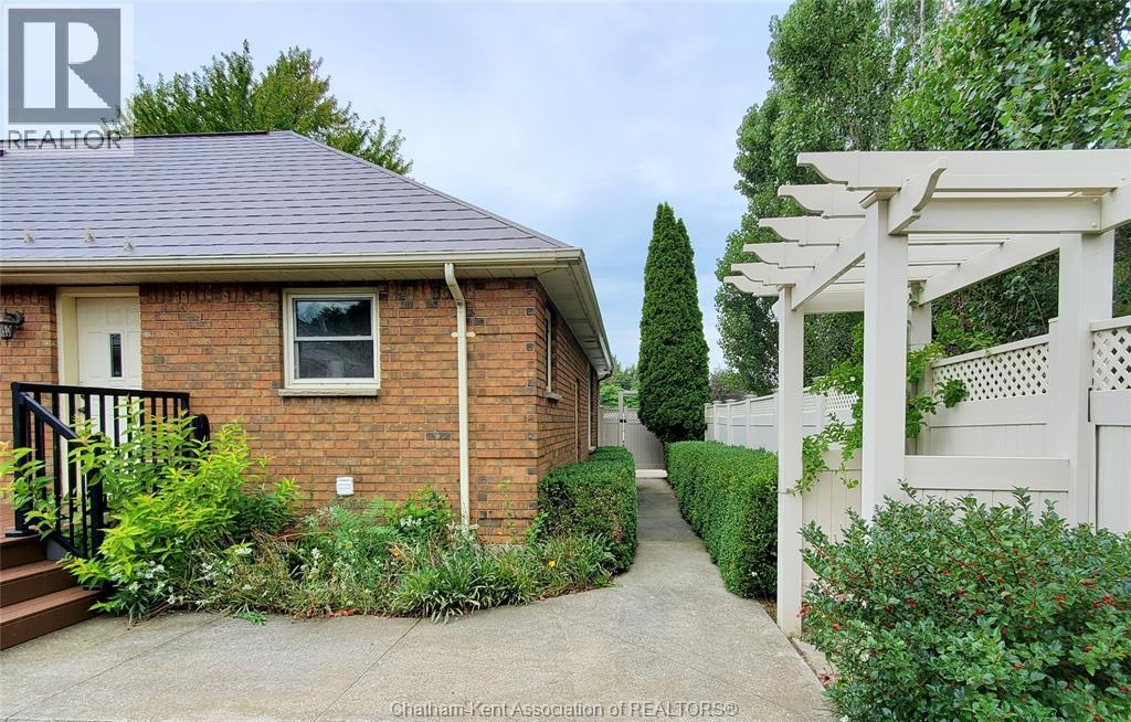 8560 Talbot Trail, Cedar Springs, Ontario  N0P 1E0 - Photo 39 - 26021106