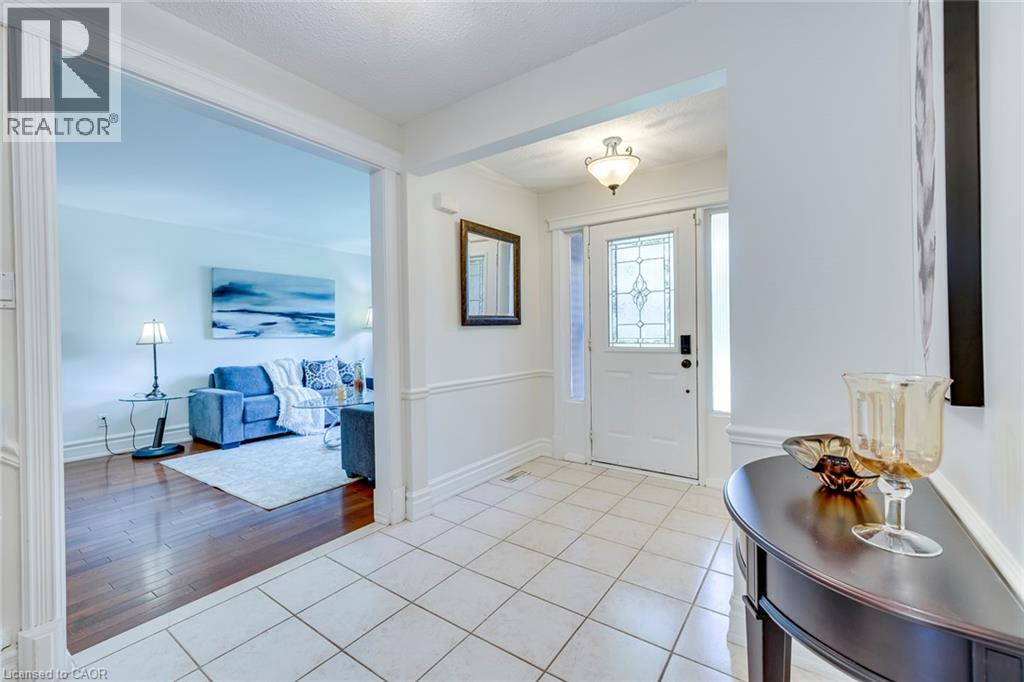 1025 Vanier Drive, Mississauga, Ontario  L5H 4B2 - Photo 3 - 40860075
