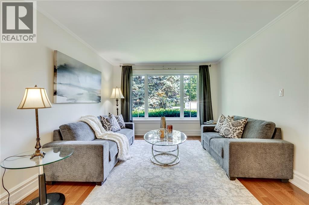 1025 Vanier Drive, Mississauga, Ontario  L5H 4B2 - Photo 4 - 40860075