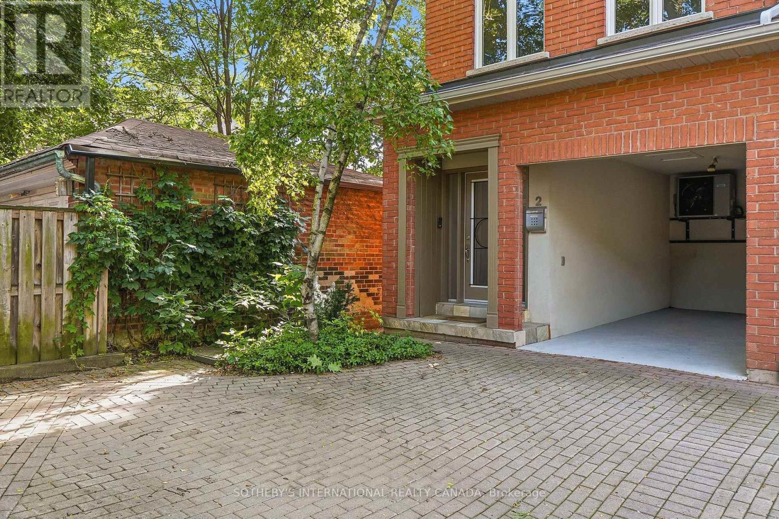 2 Sibelius Lane, Toronto, Ontario  M5R 3V8 - Photo 39 - C13733576
