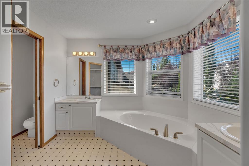 83 Panorama Hills Close NW, Calgary, Alberta  T3K 5J2 - Photo 27 - A2338000
