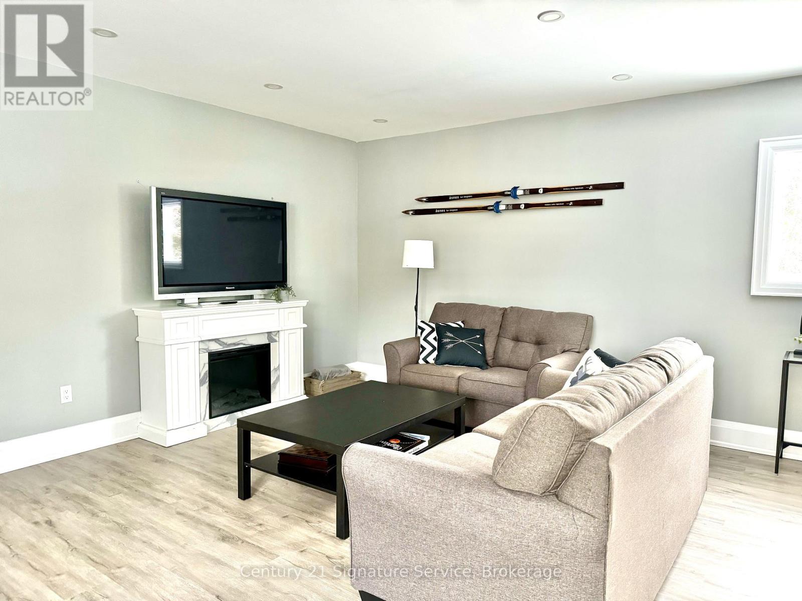 127 Maskinonge Road, Tay, Ontario  L0K 2A0 - Photo 30 - S13487560