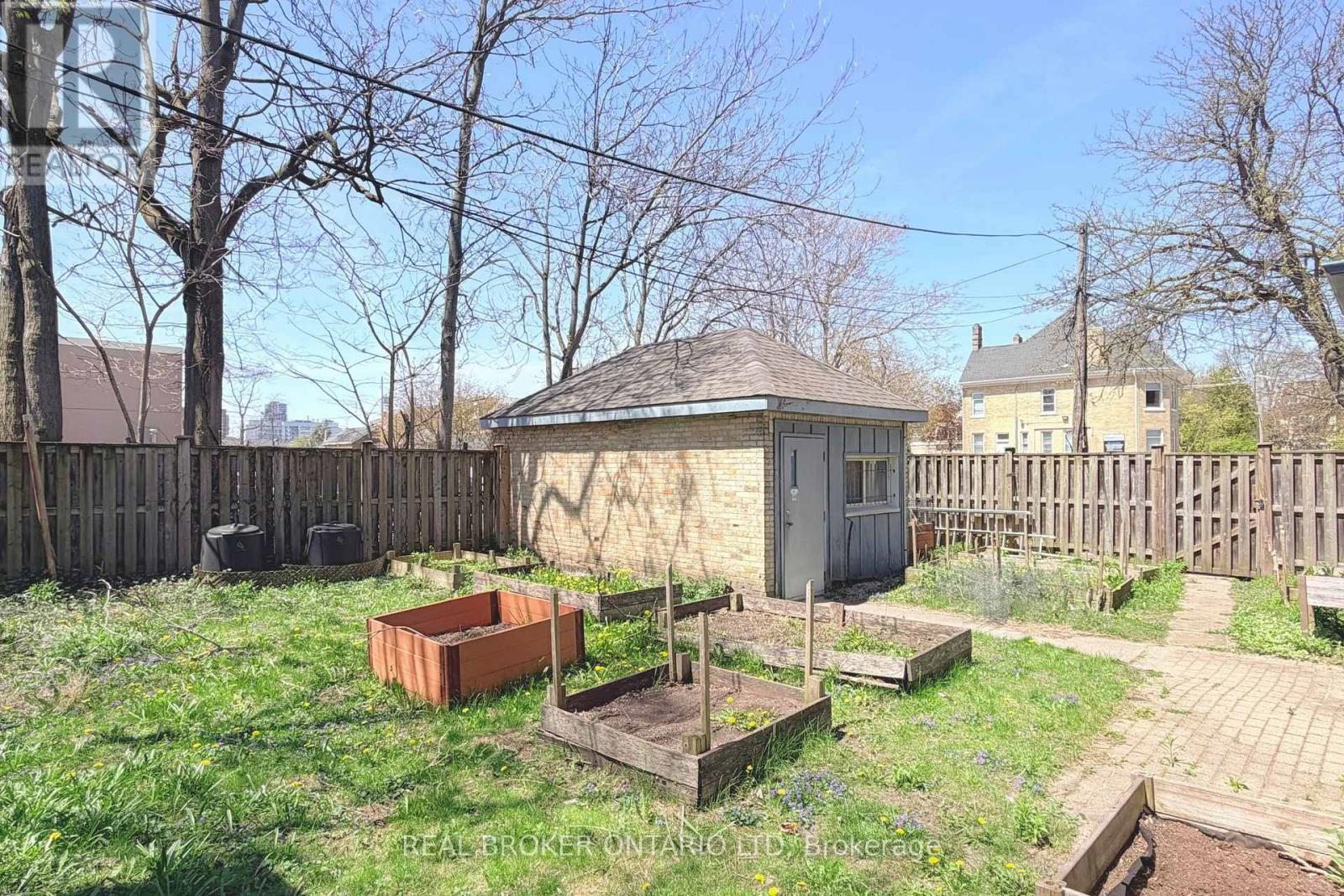 425-427 William Street, London East, Ontario  N6B 3E1 - Photo 38 - X12905428